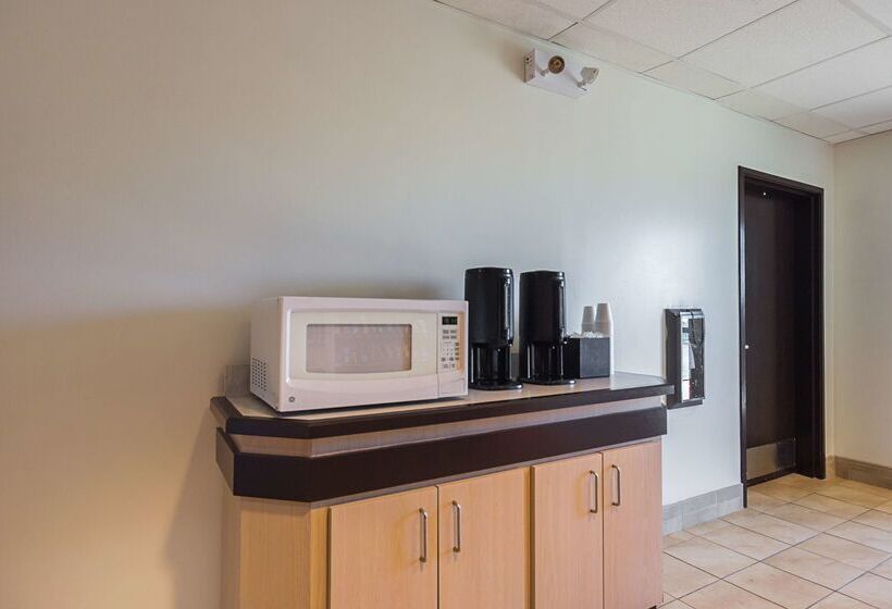 Motel 6whitby, On  Toronto East