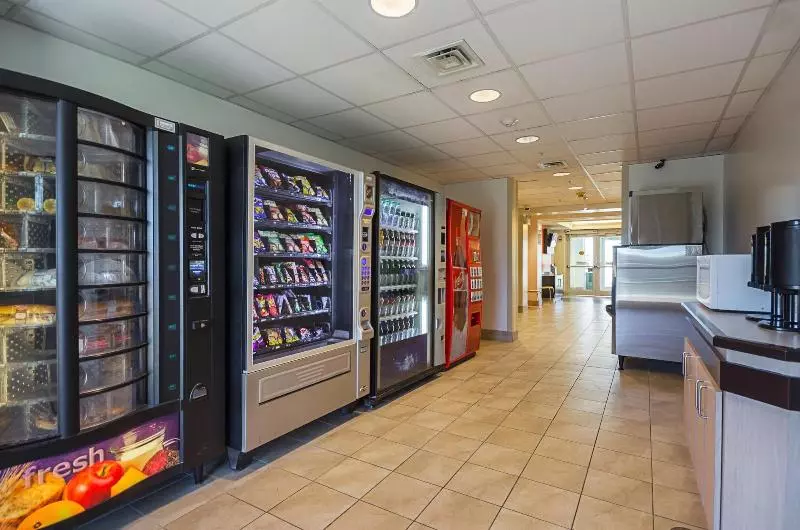 Motel 6whitby, On  Toronto East