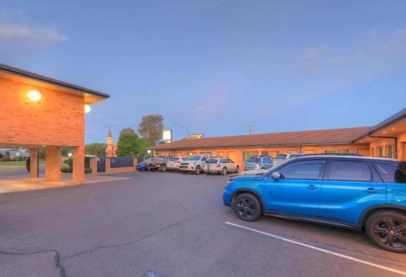 汽车旅馆  Cousins Motor Inn