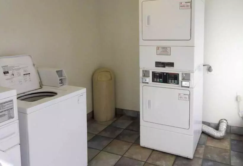 مُتل Econo Lodge Paducah West I24