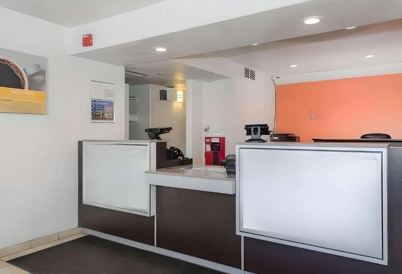 מוטל Park Inn By Radisson, Turlock