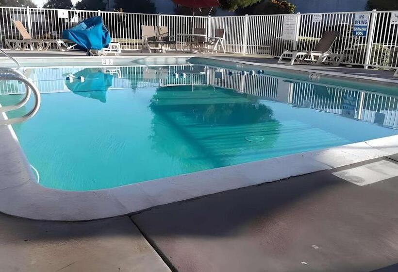 מוטל Park Inn By Radisson, Turlock