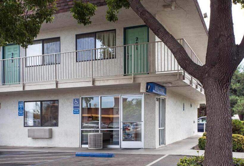 מוטל Park Inn By Radisson, Turlock