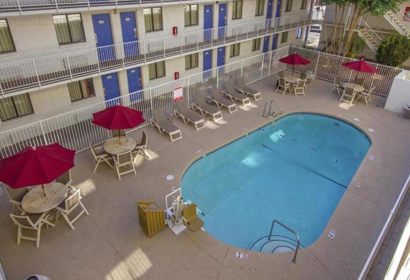 Мотель Phoenix Inn