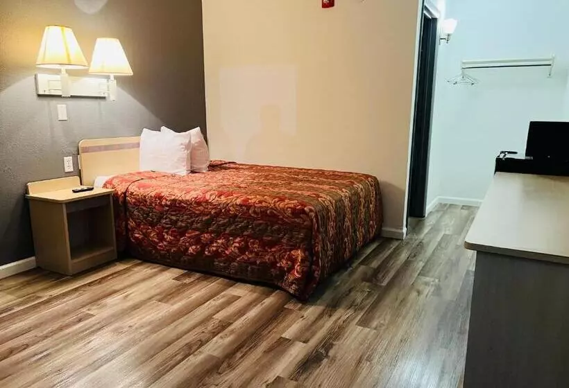 モーテル Regency Inn Tulsa