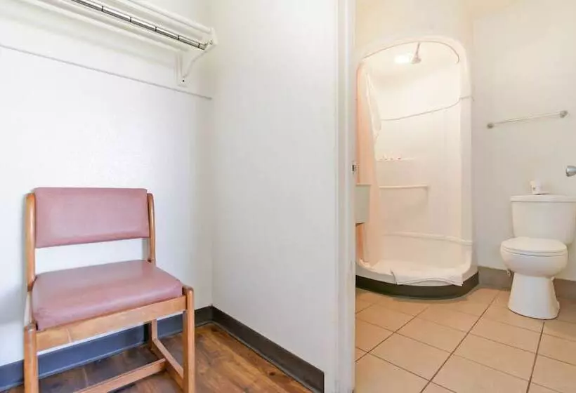 Motel Oyo Hotel South Bend Campus