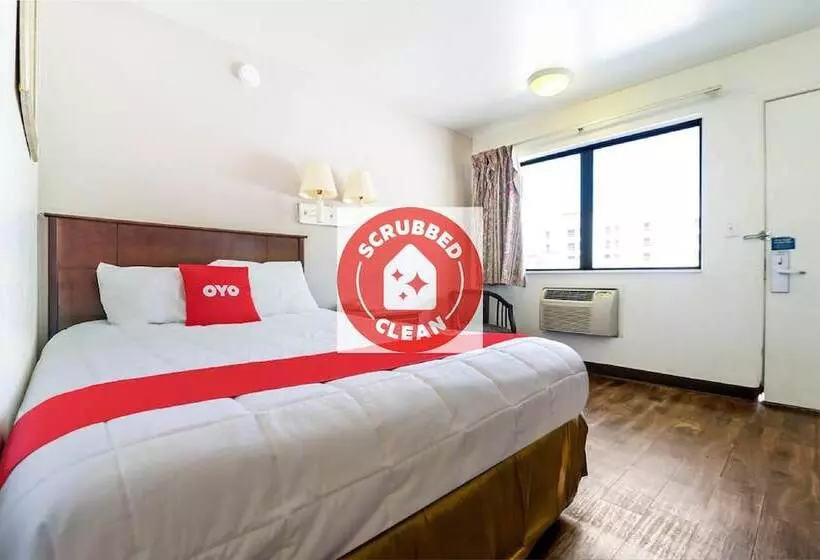 Motel Oyo Hotel South Bend Campus