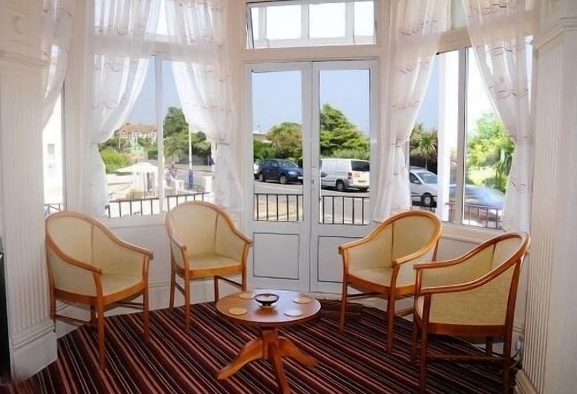 بنسيون Devonia Express