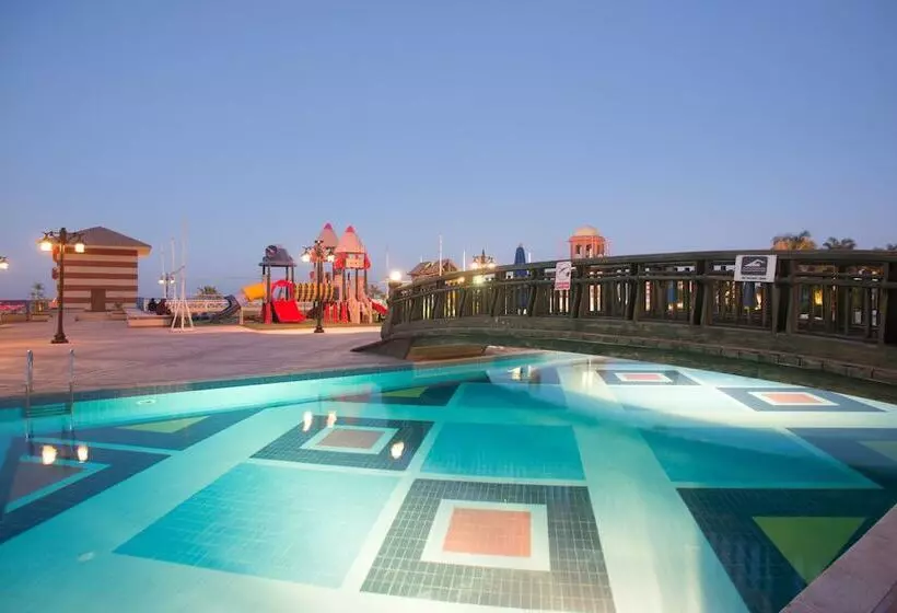 Porto Sokhna Beach Resort