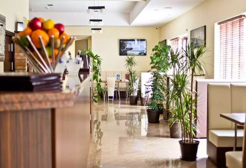 Versal Aparthotel Airport Modlin