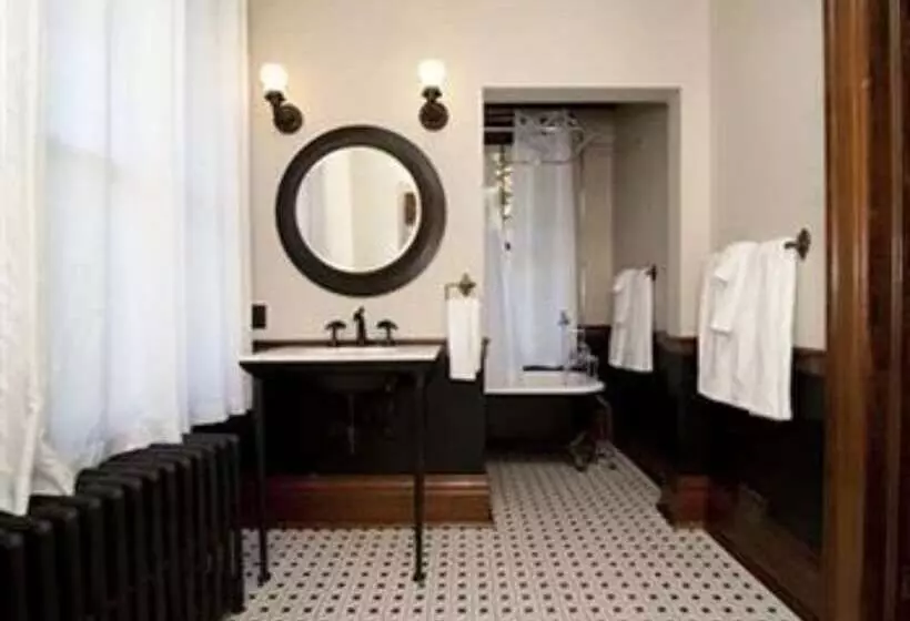 مبيت وإفطار Blackwell