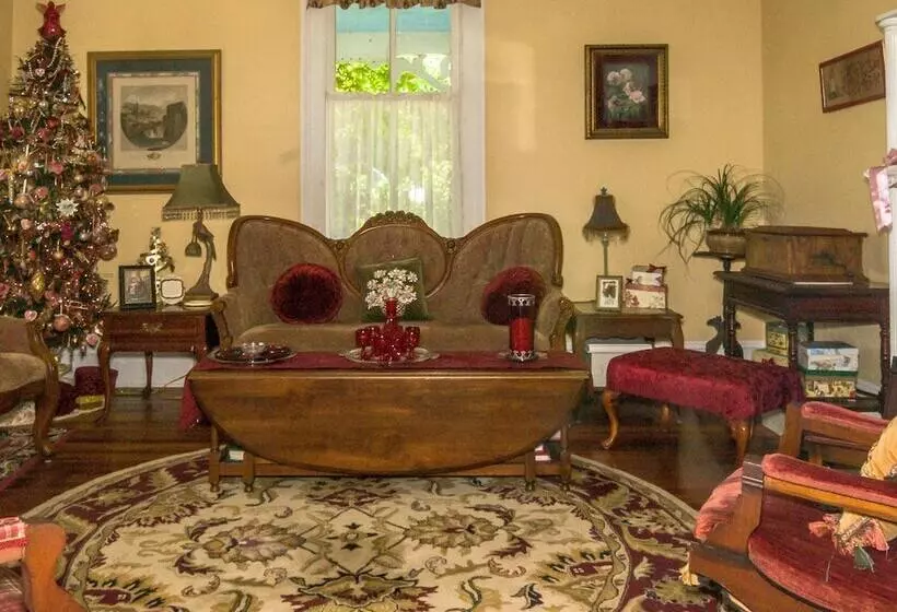 Nocleg ze śniadaniem Holly House Of Hamilton