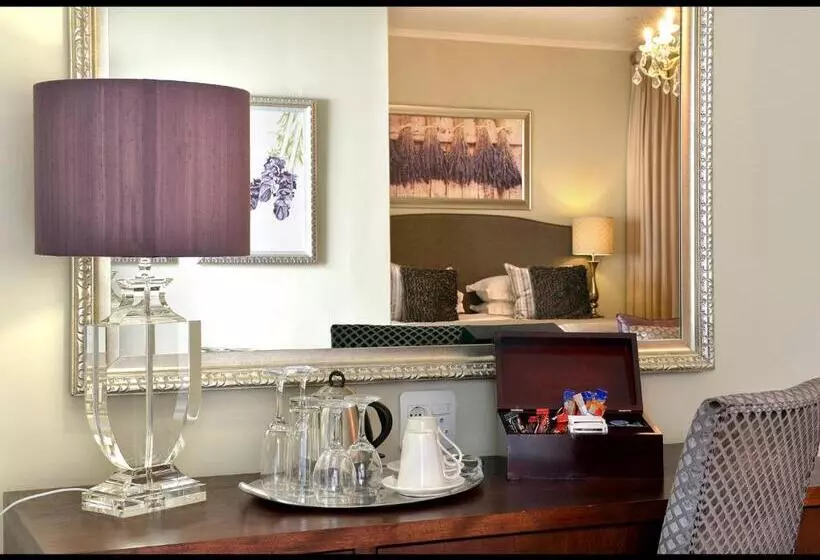 Aamiaismajoitus (B&B) Lavender Farm Guest House