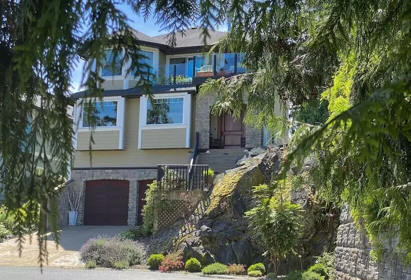 Eagle Rock Bed And Breakfast