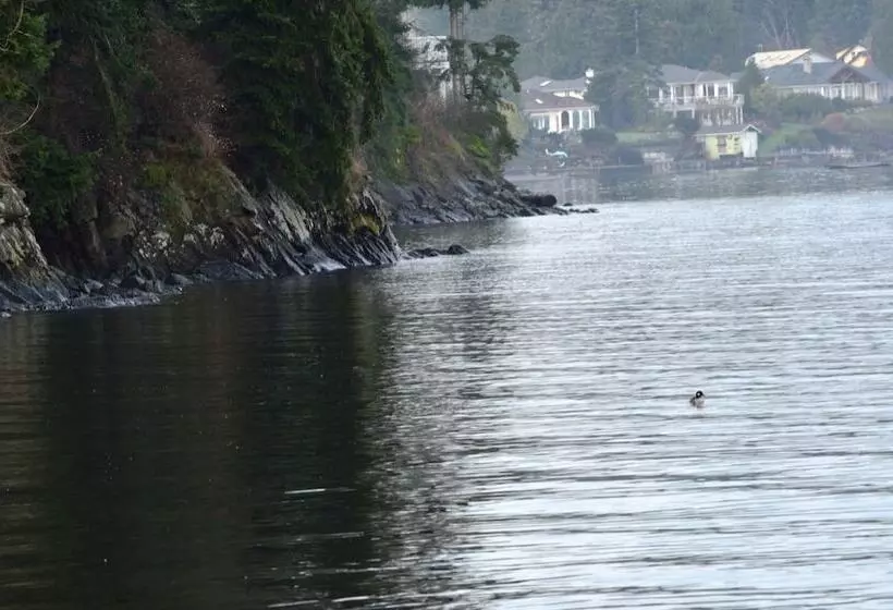 Eagle Rock Bed And Breakfast