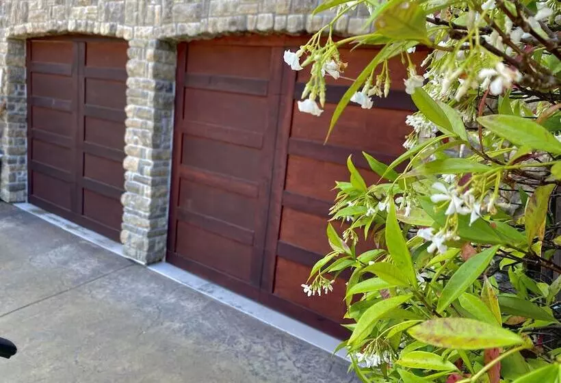 Eagle Rock Bed And Breakfast