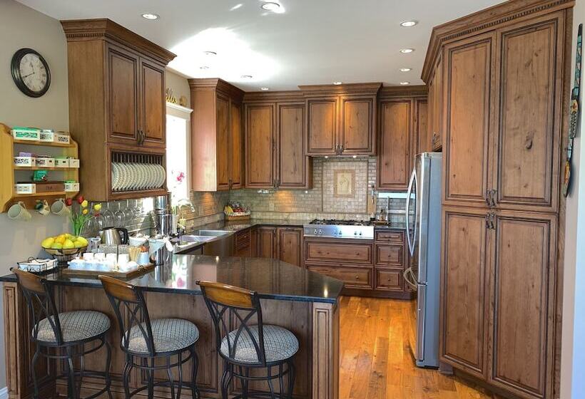 Eagle Rock Bed And Breakfast