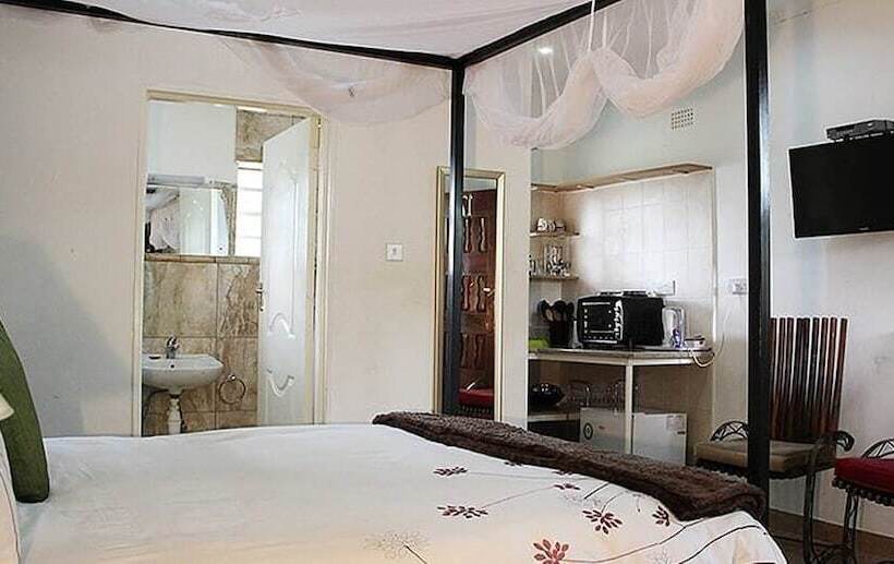 Hotel Annie S Lodge Blantyre