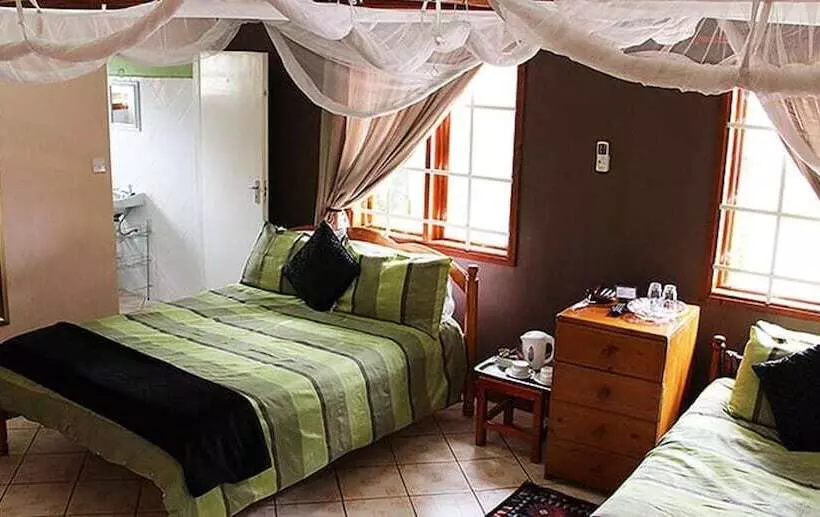 هتل Annie S Lodge Blantyre