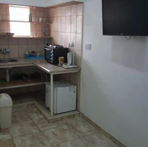 Hotel Annie S Lodge Blantyre