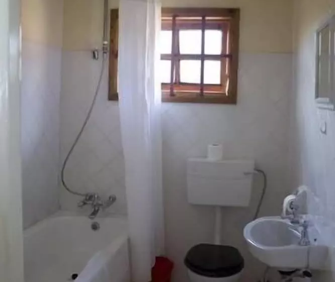 هتل Annie S Lodge Blantyre