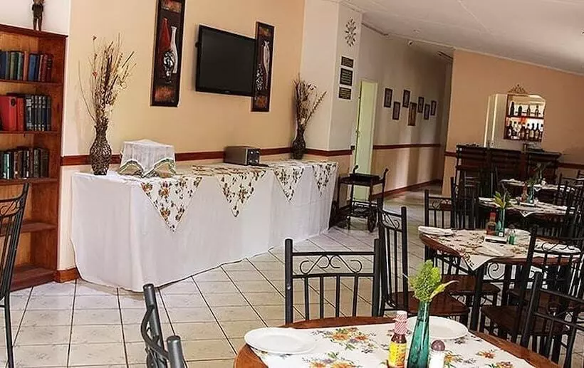 هتل Annie S Lodge Blantyre