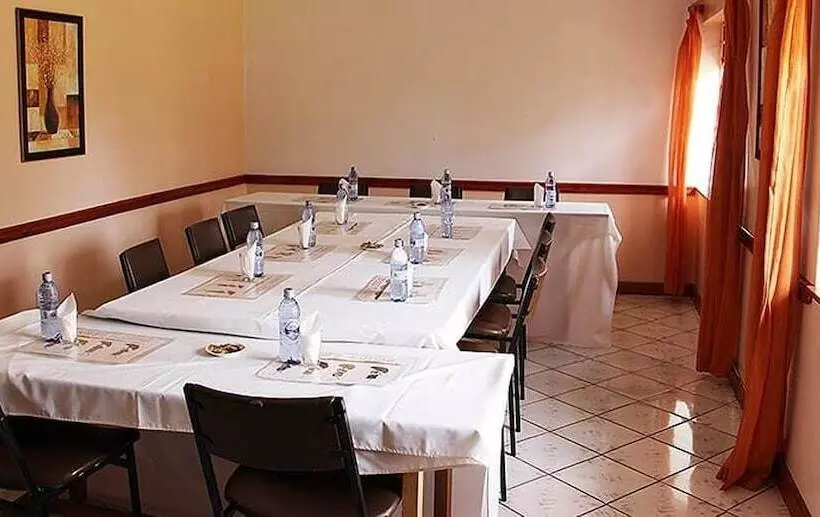 هتل Annie S Lodge Blantyre