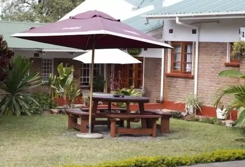 هتل Annie S Lodge Blantyre