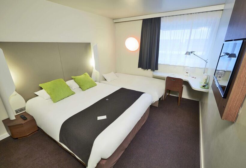 호텔 Campanile La Roche Sur Yon Centre Gare