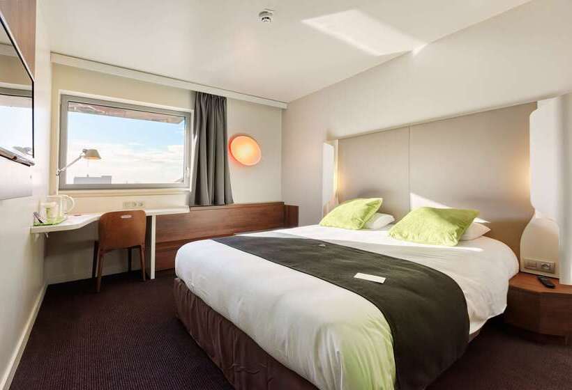 호텔 Campanile La Roche Sur Yon Centre Gare