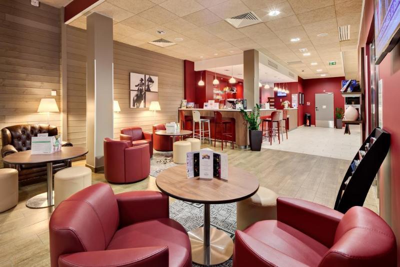 호텔 Campanile La Roche Sur Yon Centre Gare