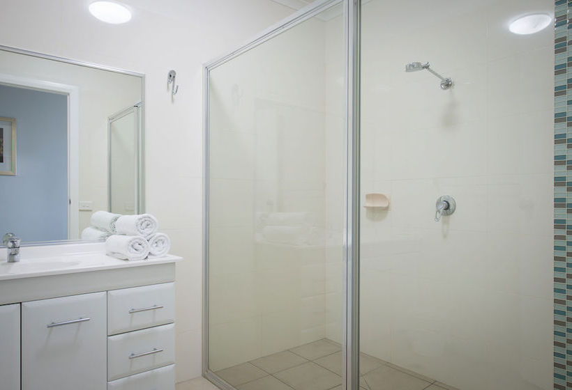 Отель Capri Waters Country Club