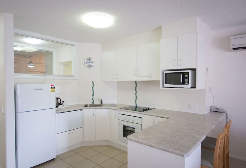 Отель Capri Waters Country Club