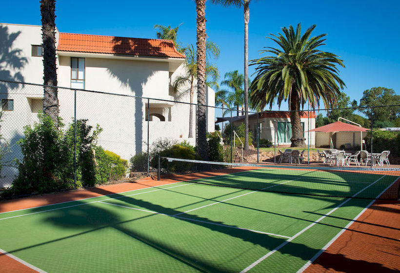 Отель Capri Waters Country Club