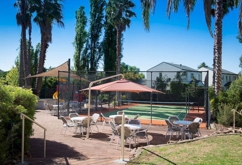 Отель Capri Waters Country Club