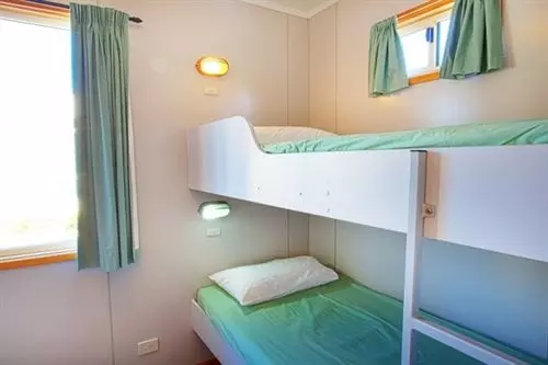 ホテル Strahan Beach Tourist Park