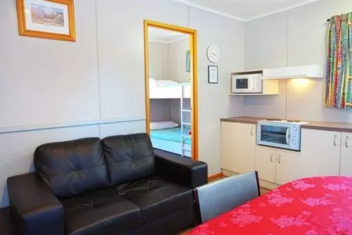 ホテル Strahan Beach Tourist Park