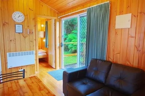 ホテル Strahan Beach Tourist Park