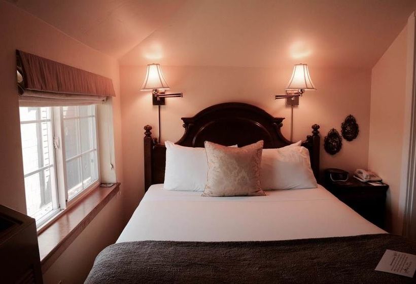 فندق Excelsior Inn