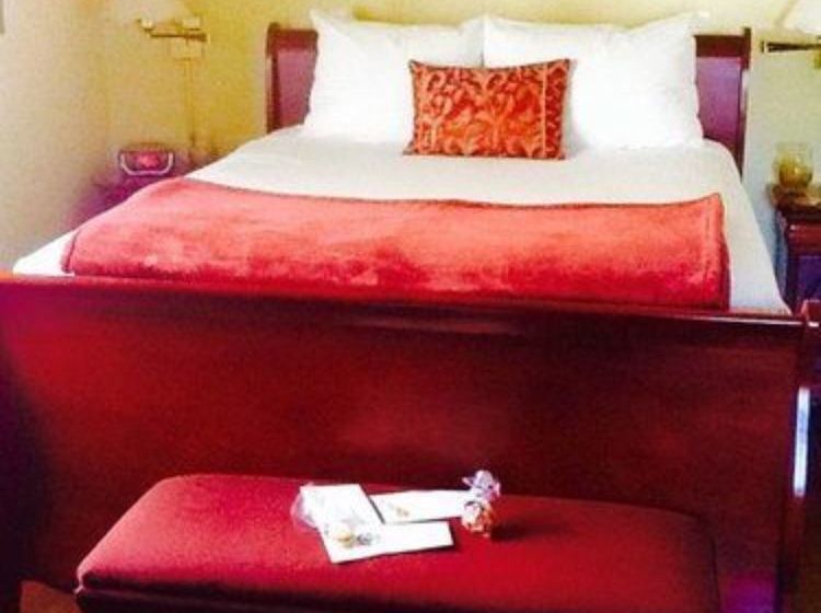 فندق Excelsior Inn