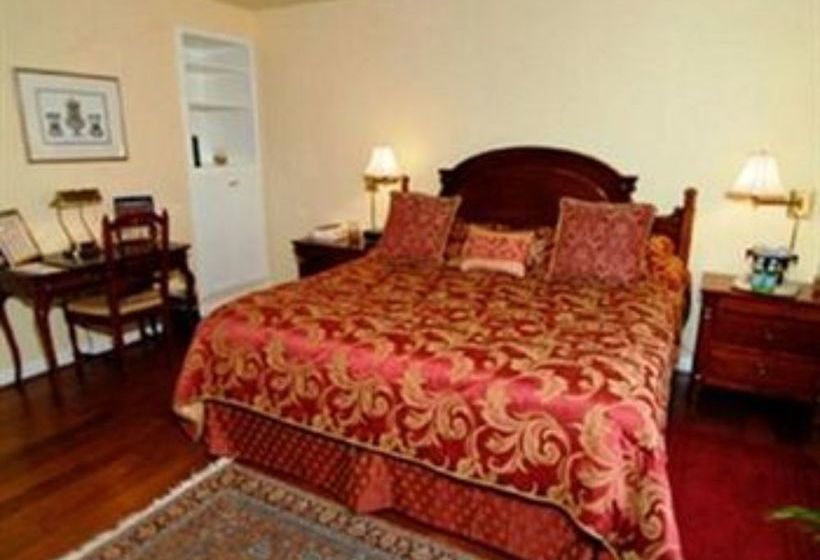 فندق Excelsior Inn