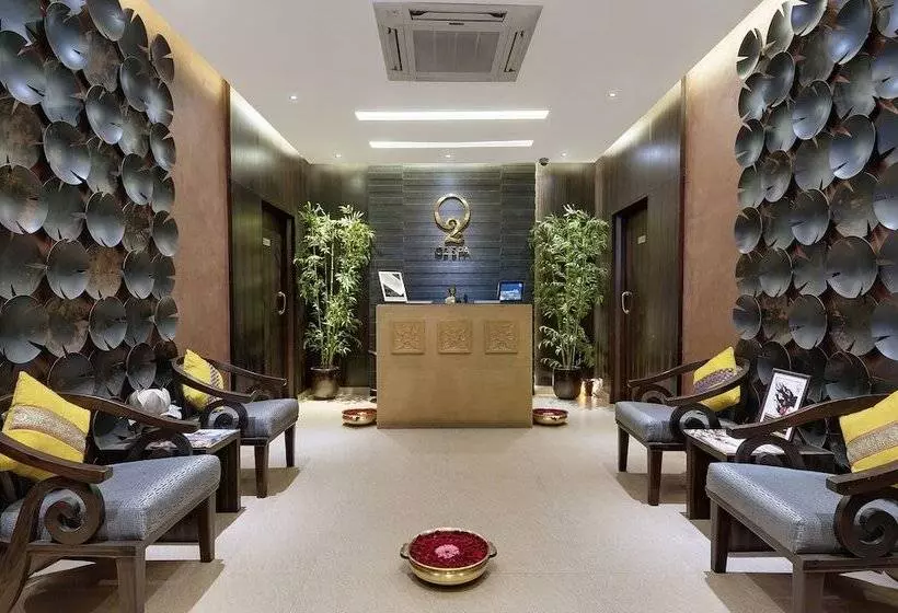 Отель Express Inn The Business Luxury