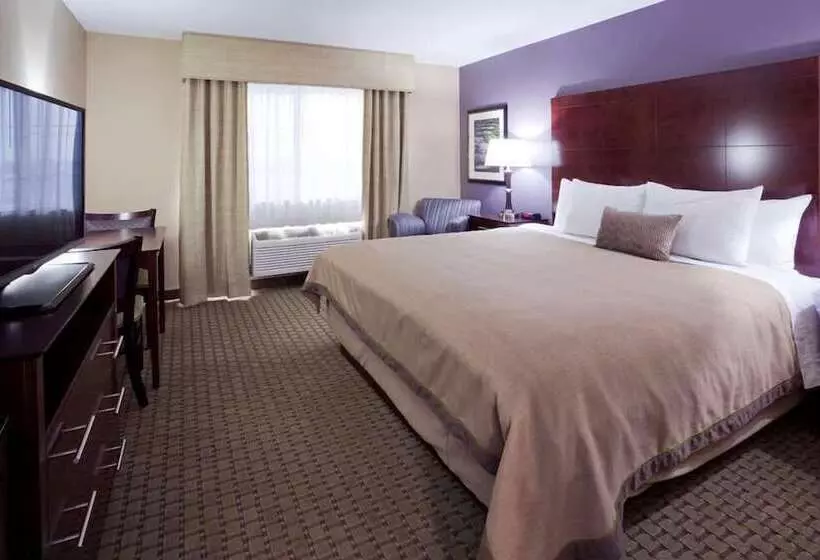 Grandstay Hotel Suites Thief River Falls