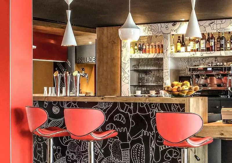 ホテル Ibis Saintgenispouilly Geneve