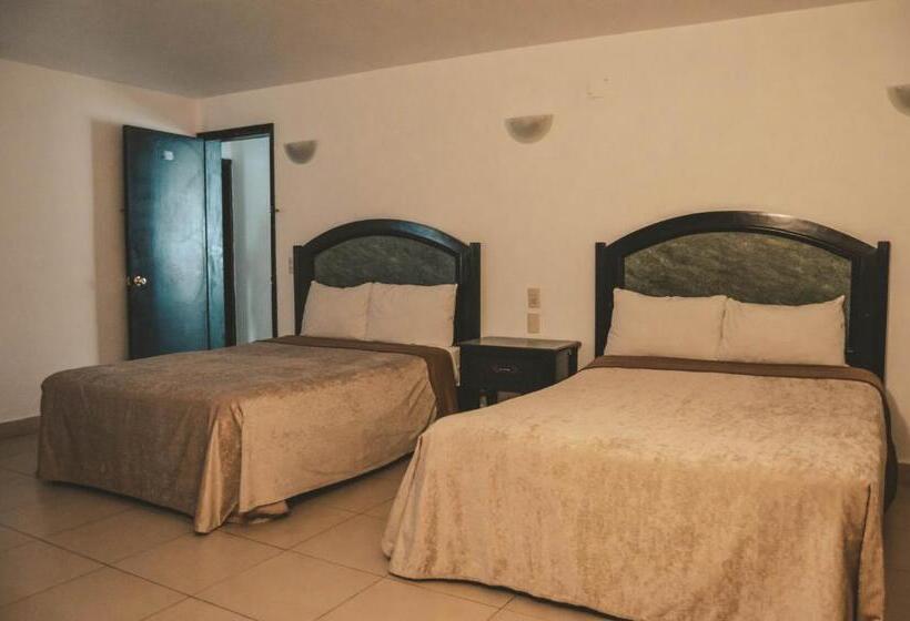 בית מלון כפרי Latino