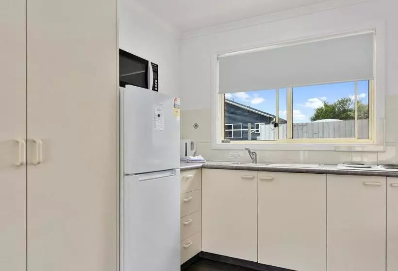 Отель Masons Cottages