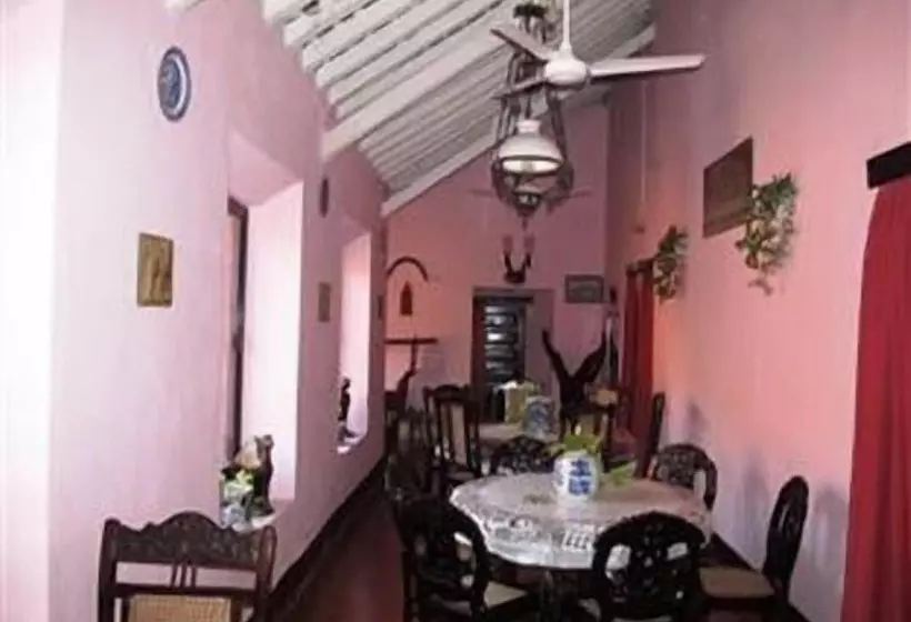 هتل Palacete Rodrigues