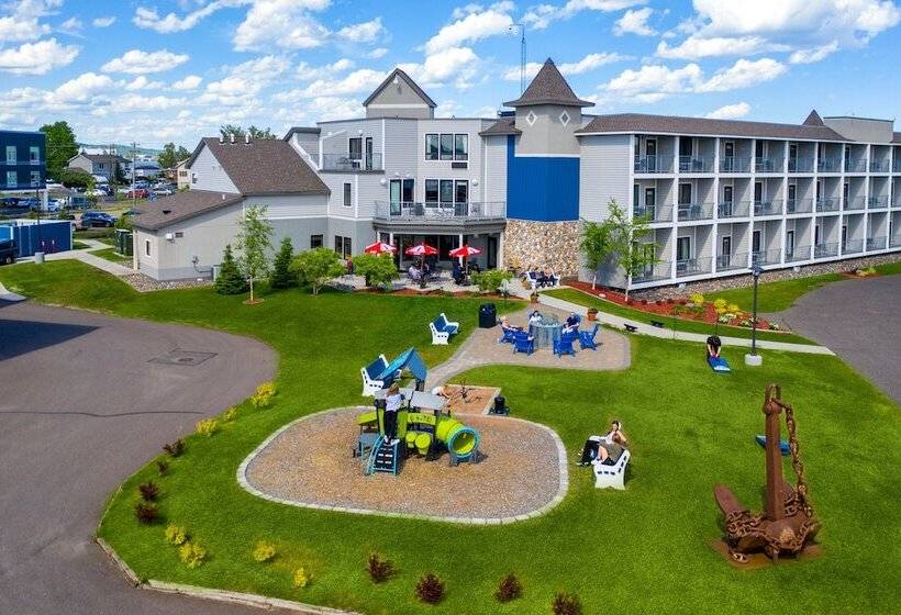 Szálloda Park Point Marina Inn