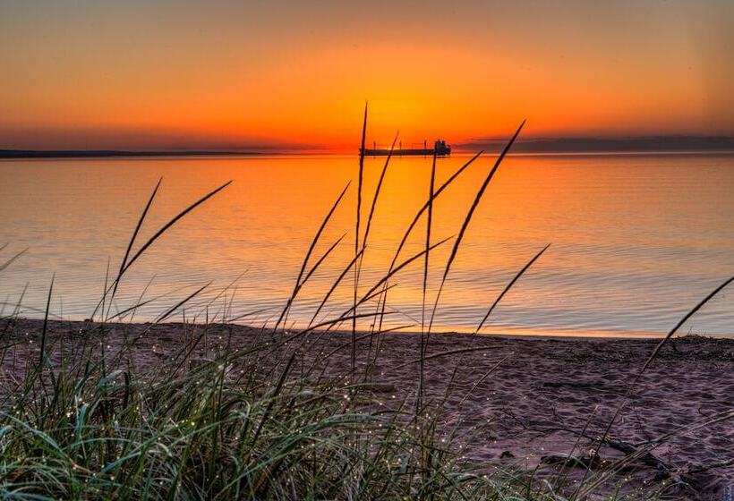 Szálloda Park Point Marina Inn