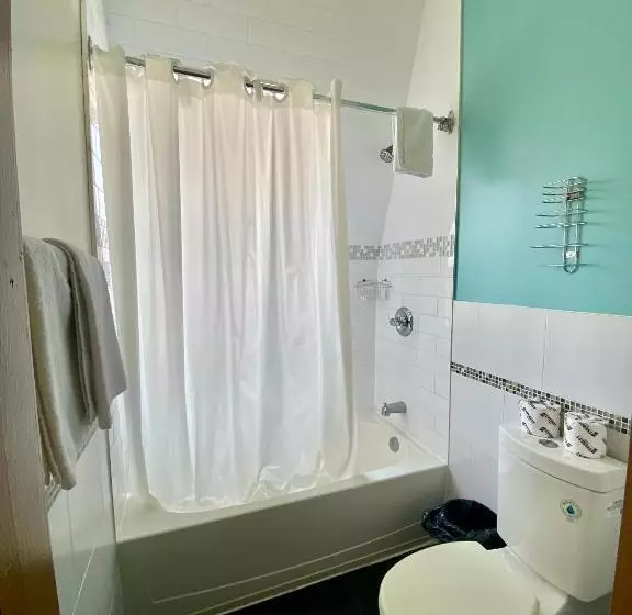 호텔 Royal Oak Inn